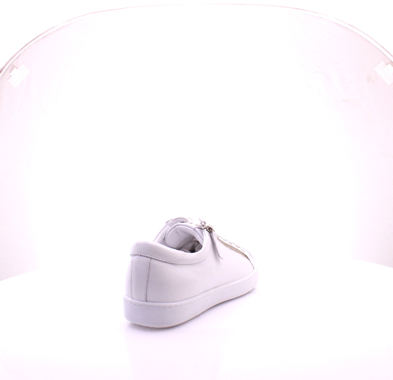 Andrea Conti Nahkatennari Valkoinen